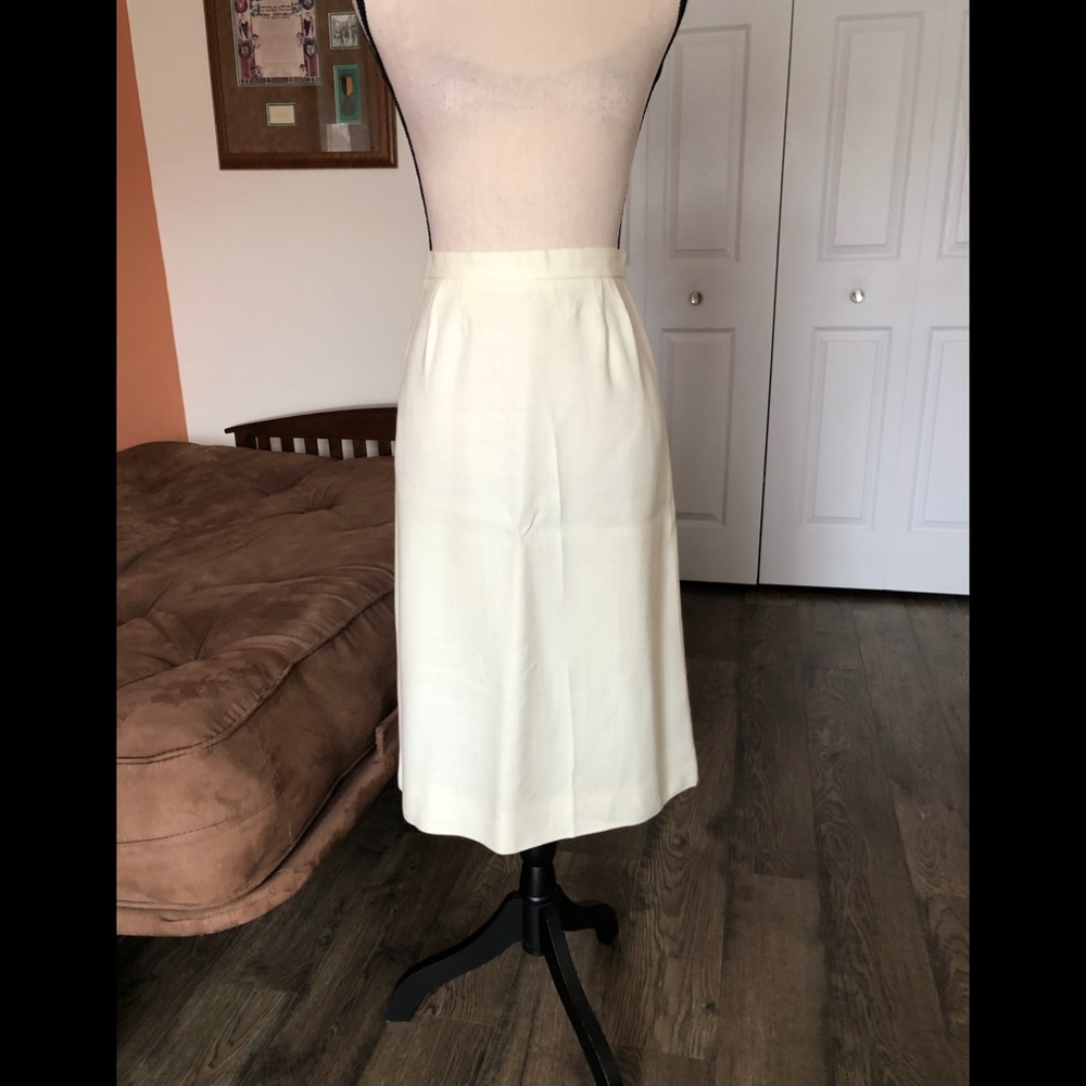 VINTAGE PEABODY HOUSE ivory skirt